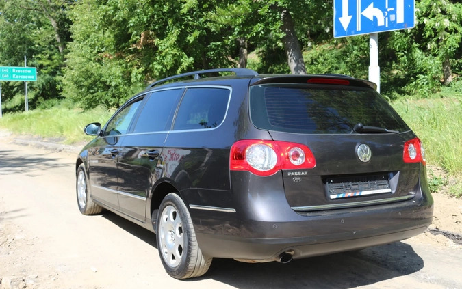 Volkswagen Passat cena 19999 przebieg: 199000, rok produkcji 2010 z Jastrzębie-Zdrój małe 79